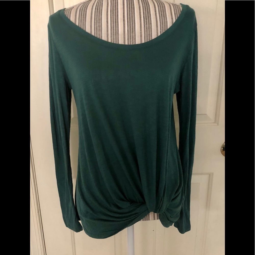 Bp top size small green with rouching on front